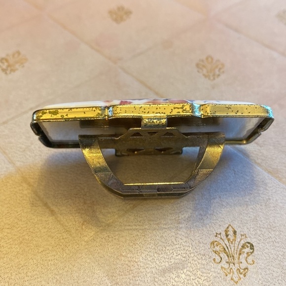 𝅺💖vintage Lipview lip mirror, with floral cover holder with vanity mirror - Picture 4 of 8